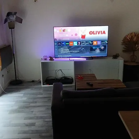 2 Chambres, 4 Personnes, Jardin, Proche Centre Hotel Perpiñán